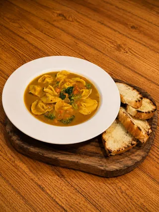 SQUASH AND GINGER SOUP WITH SHRIMP